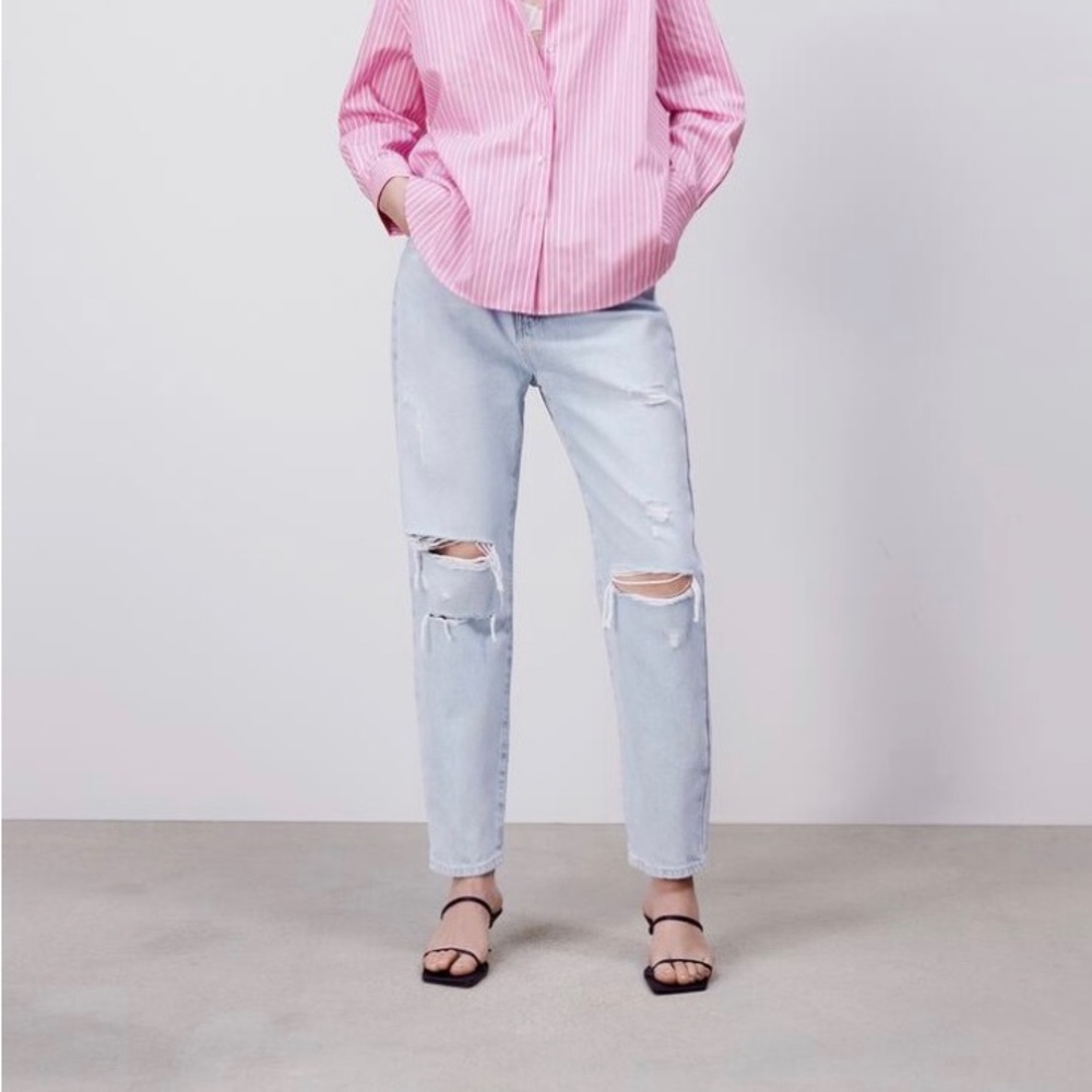 ZARA Ripped Light Wash Mom Fit Jeans